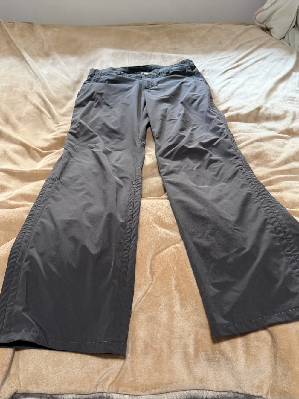 REI Women’s Gray Active-Fit Pants - Lightweight Stretch Size 4 Gorpcore